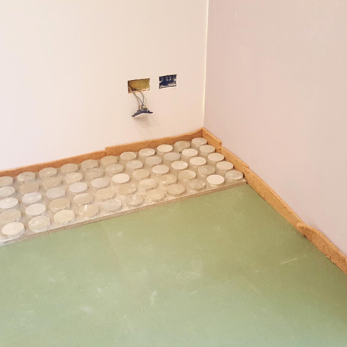 Flexible fiber wood strip FiberTherm Soundstrip