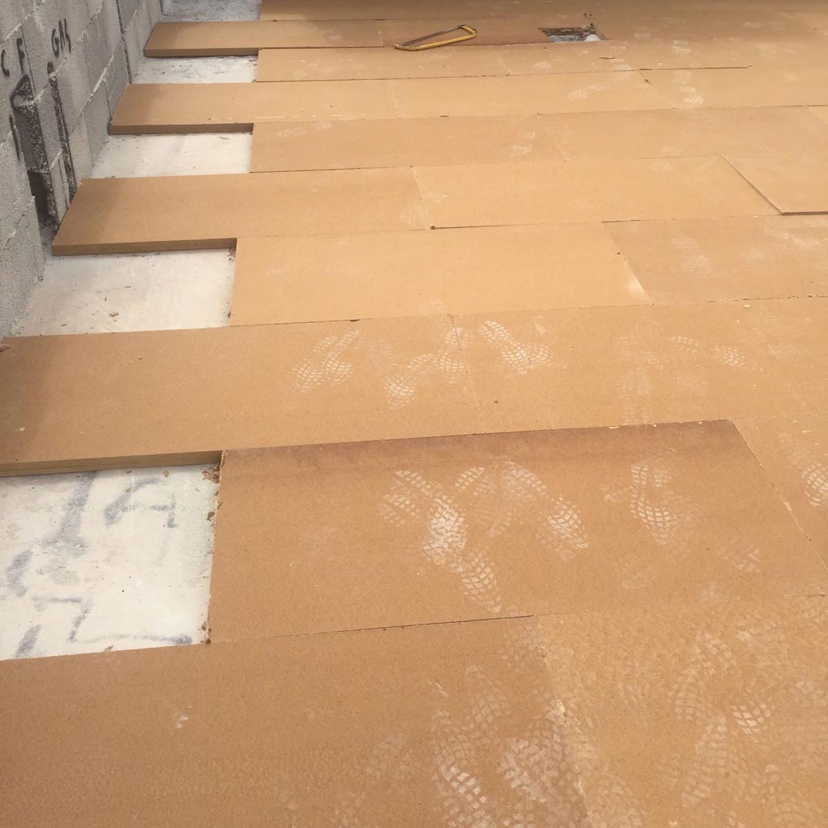 Fiber Wood Insulation FiberTherm Base installation on flat roof
